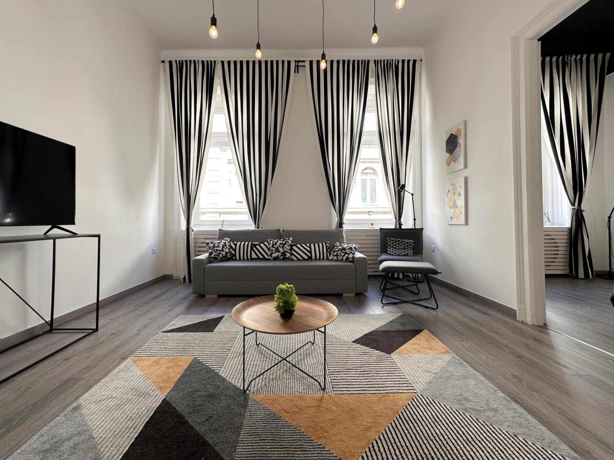 R&R Central Apartment Budapest Exterior photo